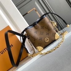 Louis Vuitton Bucket Bags